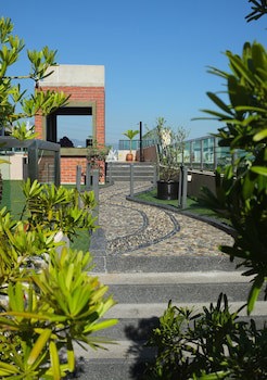 Ixora Hotel