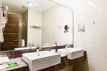 Ixora Hotel