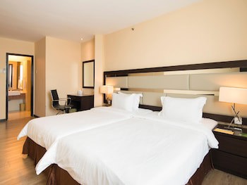 Ixora Hotel