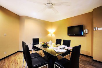 Ixora Hotel