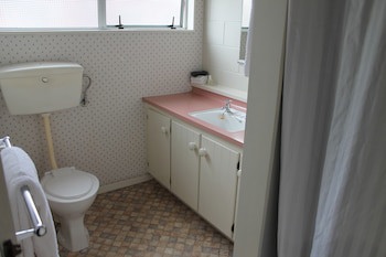 Riverview Motel