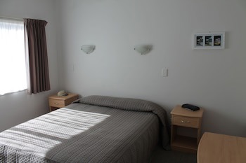 Riverview Motel