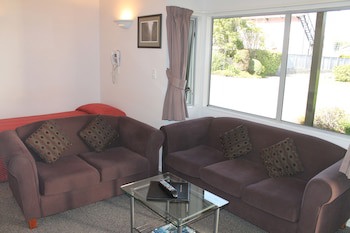 Riverview Motel