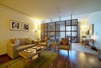 Golden Tulip Dammam Corniche Hotel