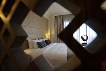 Golden Tulip Dammam Corniche Hotel