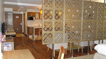 Golden Tulip Dammam Corniche Hotel
