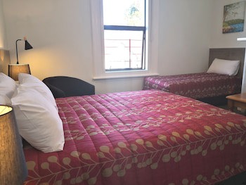 Owens Motel