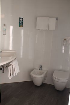 Ibis Milan Fiera galeri fotoğrafı