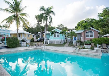 Bungalows On The Bay