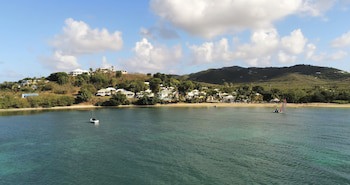 Bungalows On The Bay