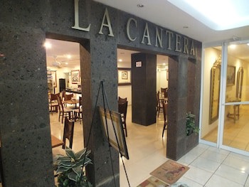 Hotel Rincon Real Suites