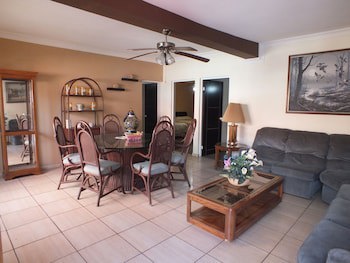 Hotel Rincon Real Suites