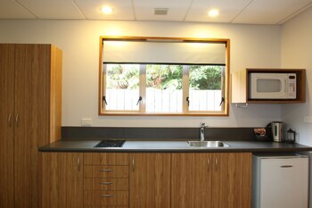 Amross Motel