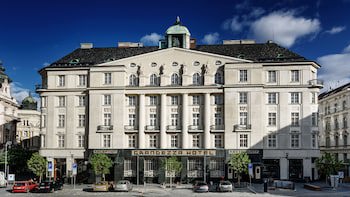 Grandezza Hotel Luxury Palace