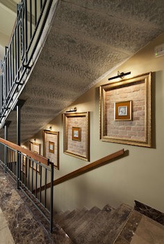 Grandezza Hotel Luxury Palace