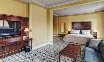 Grandezza Hotel Luxury Palace