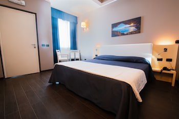 Hotel Mediterraneo galeri fotoğrafı