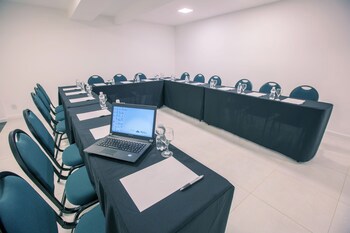 Athos Bulcao Hplus Executive