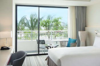 Hilton Okinawa Chatan Resort