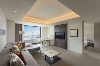 Hilton Okinawa Chatan Resort