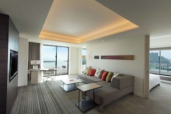 Hilton Okinawa Chatan Resort