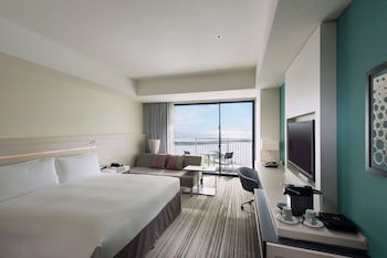 Hilton Okinawa Chatan Resort