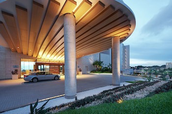 Hilton Okinawa Chatan Resort
