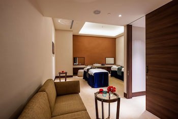 Hilton Okinawa Chatan Resort