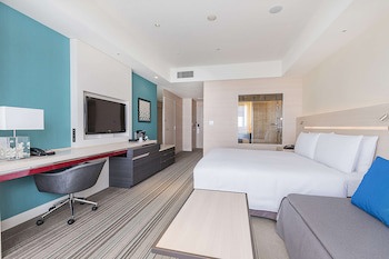 Hilton Okinawa Chatan Resort