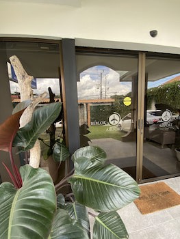 Berlor Airport Inn
