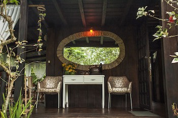 Casa De Piedra