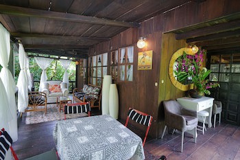 Casa De Piedra