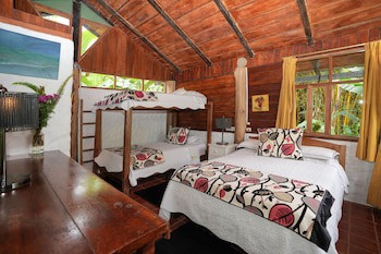 Casa De Piedra