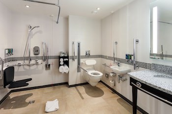 Hampton By Hilton London Gatwick Airport