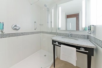 Hampton By Hilton London Gatwick Airport