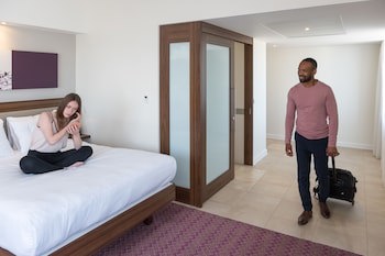 Hampton By Hilton London Gatwick Airport