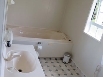 Admirals Motor Lodge