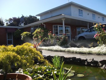 Admirals Motor Lodge
