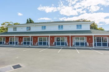 Admirals Motor Lodge