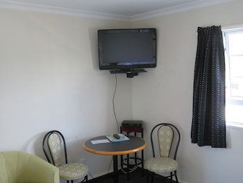 Admirals Motor Lodge