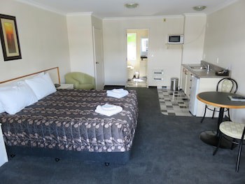 Admirals Motor Lodge