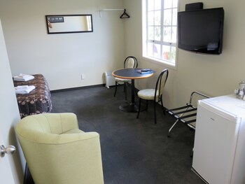 Admirals Motor Lodge