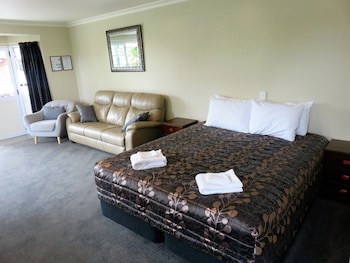 Admirals Motor Lodge