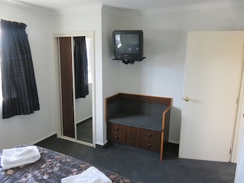 Admirals Motor Lodge