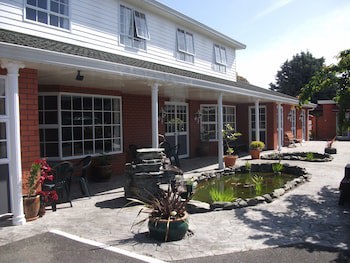 Admirals Motor Lodge