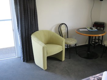 Admirals Motor Lodge