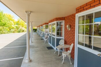 Admirals Motor Lodge