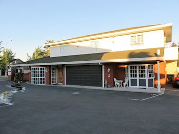 Admirals Motor Lodge
