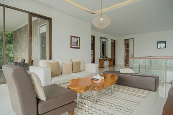Cemara Villa 4 Bedrooms With A Private Pool