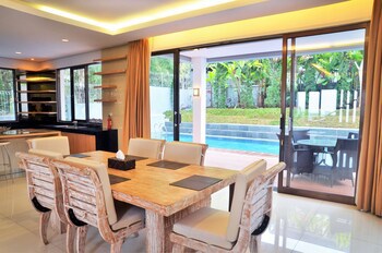 Cemara Villa 4 Bedrooms With A Private Pool
